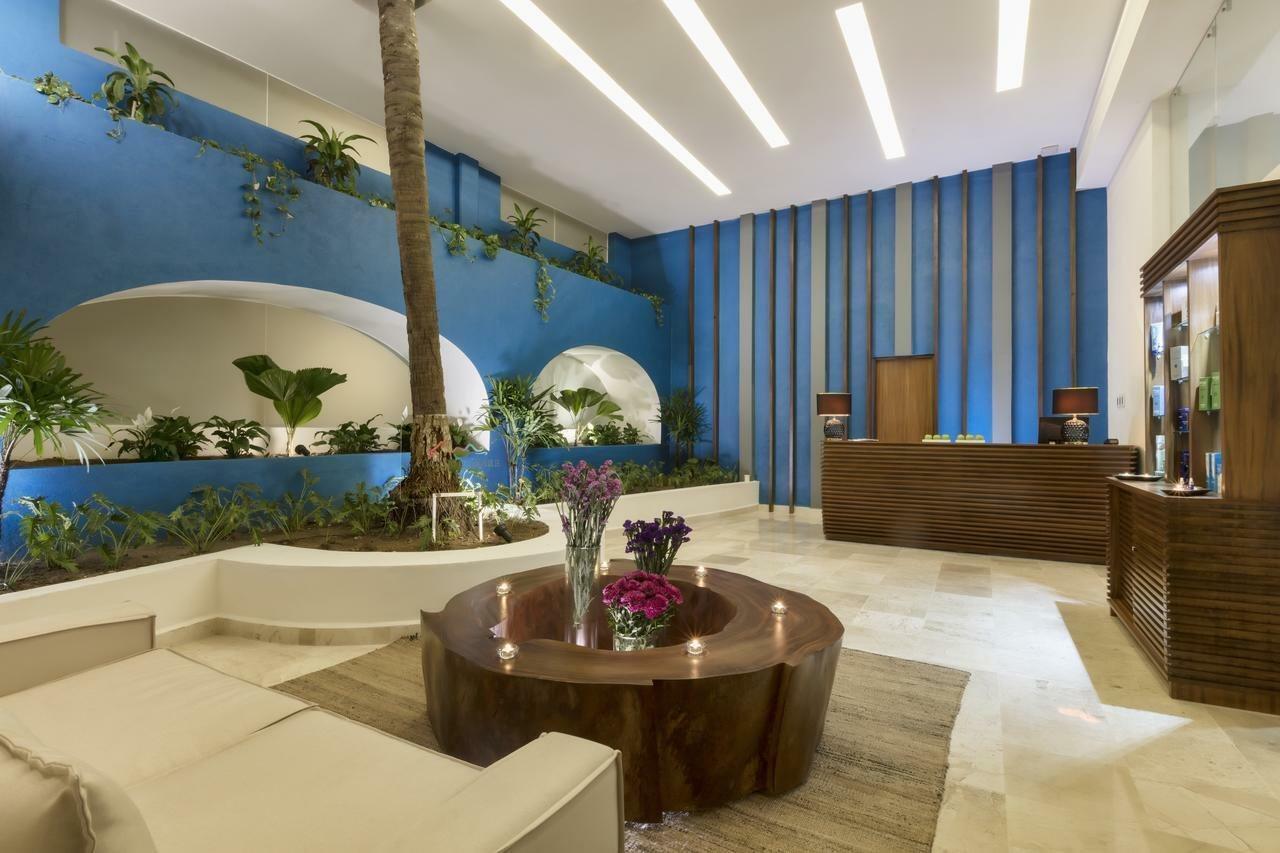 Crown Paradise Golden All Inclusive Resort - Adults Only Puerto Vallarta Exterior foto Lobby